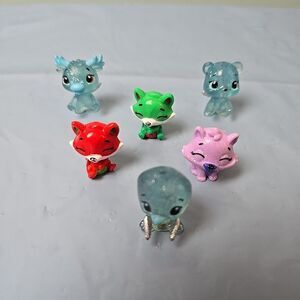 Hatchimals Colleggtibles Lot of 6 Mini Figures Various Holiday Limited Advent‎